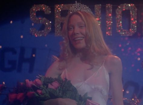 Carrie Movie, Carrie 1976, Carrie White, Last Minute Costumes, Thriller Movie, Prom Queens, Classic Horror Movies, Pink Prom, Laugh At Yourself