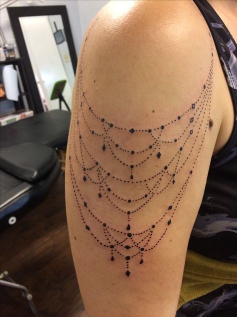 Chandelier tattoo Chandelier Tattoo, Delicate Tattoo, Tattoo Bracelet, Maori Tattoo, Skin Art, Love Tattoos, Pretty Tattoos, A Tattoo, Shoulder Tattoo