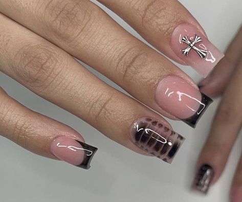 Short Acrylic Nails Coffin Christmas, Black Manicure Short Design, Nail Ideas Y2k Short Black, Black Shorties Acrylic Nails, French Tip Ideas Nails Design, Short Croc Nails, Baddie Short Acrylic Nails Square, Baddie Acrylic Nails Short, Short Baddie Nails