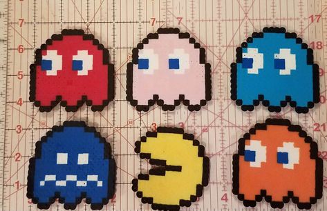 Pac-Man crew made out of perler beads. Pac Man Perler Beads, Pixel Pacman, Perler Creations, Art Perle, Beads Ideas, Mario Art, Iron Beads, Minecraft Builds, Art Halloween