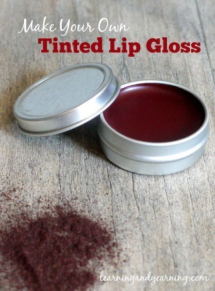 Making your own makeup isn't so difficult. This simple recipe with all natural alkanet root will impart a lovely ruby glow to your homemade tinted lip gloss. Natural living at its best! Lip Gloss Recipe, Alkanet Root, Make Your Own Makeup, Homemade Makeup, Tinted Lip Gloss, Lip Balm Recipes, Homemade Cosmetics, Homemade Lip Balm, Diy Kosmetik