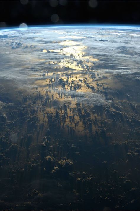 ISS Astronaut Captures the Thousand-Mile Shadows Clouds Cast on Earth’s Surface Planetary Science, Space Photography, Earth Surface, Long Shadow, International Space Station, Earth From Space, The Final Frontier, Space Station, Space Exploration