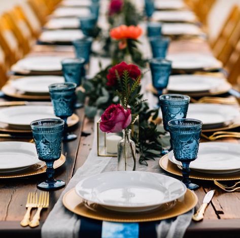 Navy Boho Wedding, Jewel Tone Wedding Decor, Jewel Tone Wedding Theme, Teal Blue Weddings, Boho Wedding Table, Shed Wedding, Blue Table Settings, Easter Dinner Table, Work Holiday Party