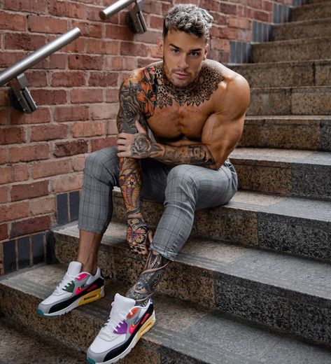 Lewis Harrison 🇬🇧 on Instagram: “One very brown individual. 🙋🏽‍♂️ - Wearing @evoke_streetwear 👖” Lewis Harrison, Bodybuilding Tattoo, Tatted Men, Guys Tattoos, Men With Tattoos, Men Tattoos, Tattooed Men, Inked Men, Men Bodies