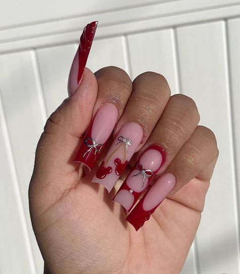 Valentines Nails French, Nail Inspo Hello Kitty, Duck Nails Short, French Tip Nails Pink, Azul Nails, Nails Sanrio, Nails Freestyle, Nails Airbrush, Nails Charm