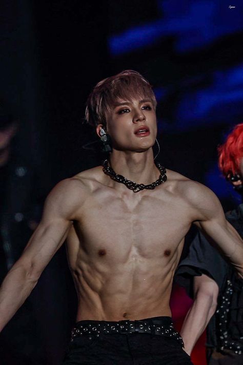 Jeno  #jeno #nct #kpop #men #icon #abs Kpop Abs Men, Abs Kpop, Jeno Abs, Jeno And Samoyed, Kpop Abs, Jeno Icons, Men Icon, Kpop Men, Nct Jeno