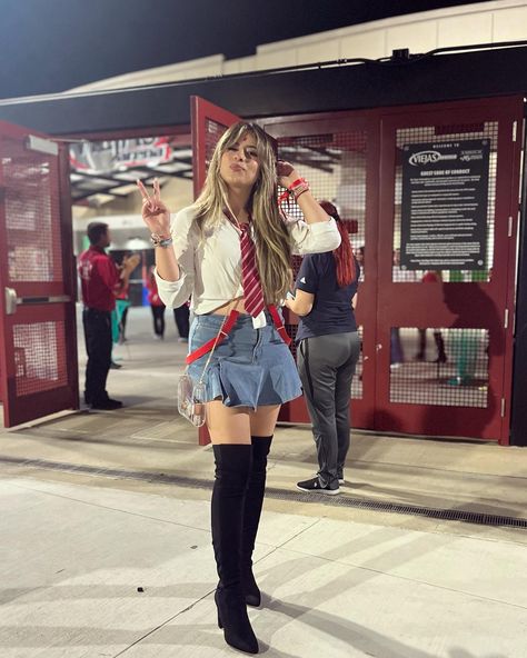 Rebelde Halloween Costume, Rbd Halloween Costume, Rbd Concert Outfits, Rebelde Costume, Rebelde Outfits, Rebelde Concert, Concert Outfit, Halloween Costume, Halloween Costumes