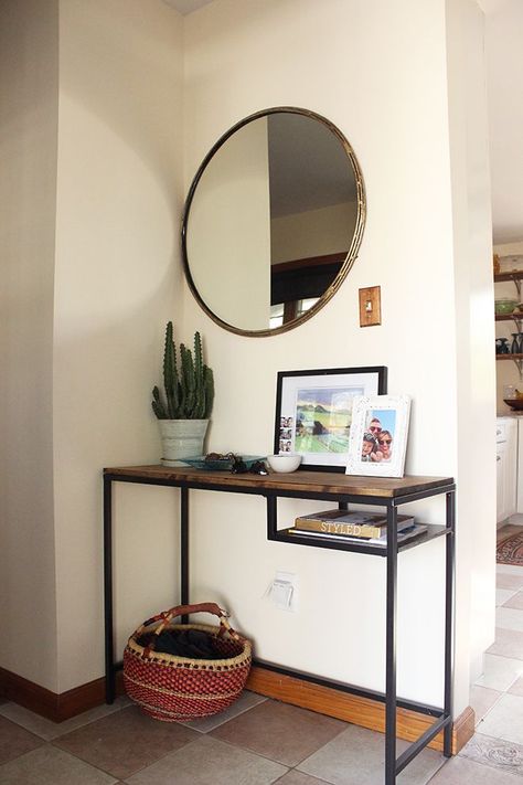 Lauren Koster Creative - DIY Ikea Hack laptop desk turned entry table! Link: https://www.laurenkoster.com/blog/2017/10/10/ikea-hack-desk-two-ways #ikeahack #DIY #IkeaDesk Long Narrow Hallway Decorating Ideas, Ikea Hall, Ikea Lisabo, Ikea Bissa, Small Living Room Table, Ikea Mud Room, Entry Table Ideas, Ikea Hack Living Room, Ikea Bench