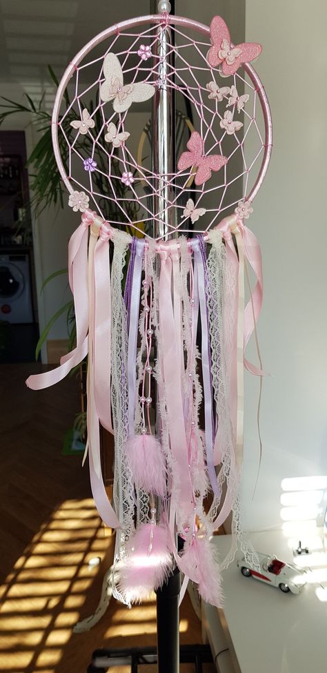 Ribbon Dream Catcher, Native Aesthetic, Butterfly Kisses And Baby Wishes, Dreamcatchers Diy, Butterfly Dream Catcher, Wooden Rings Craft, Pink Dream Catcher, Dream Catcher Pink, Pink Dreamcatcher