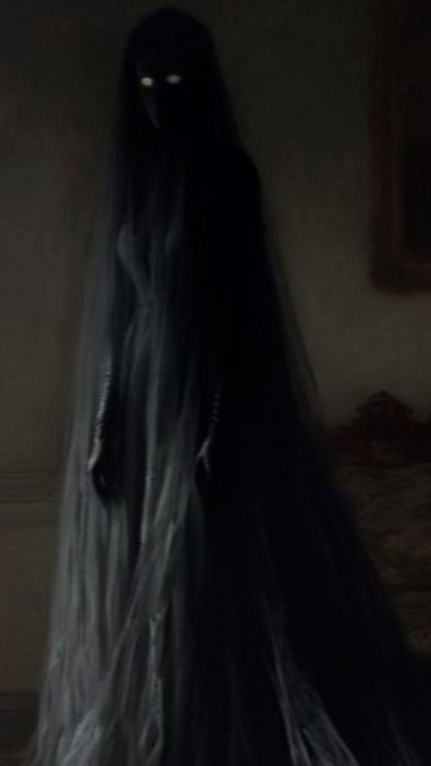 Victorian Ghost Costume, Headless Woman, Ghost Core, Eerie Photography, Female Ghost, Creepy Witch, Creepy Photography, Dark Ghost, The Woman In Black