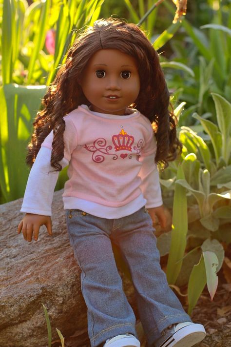 This two piece set includes a long-sleeved T-shirt with a pink crown and jeans. Made to fit your American Girl Dolls and other 18 inch dolls such as Our Generation, My Life As and Madame Alexander. American Girl Outfits, Bulletin Journal, Doll Pictures, Buffalo Plaid Dress, Lovecore Aesthetic, Pink Crown, Our Generation Dolls, American Doll Clothes, American Girl Clothes