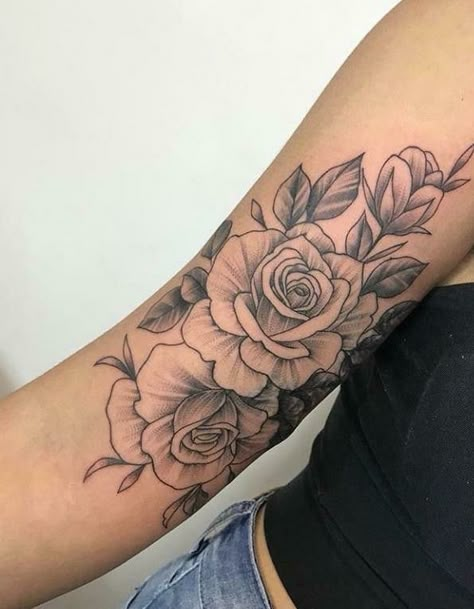 Inner Upper Arm Tattoos, Chic Tattoo, Tattoos For Women Half Sleeve, Upper Arm Tattoos, Tattoos For Black Skin, Shoulder Tattoos For Women, Cute Tattoos For Women, Tattoos For Daughters, Dope Tattoos