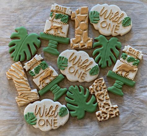 He’s a Wild One! 🐅🦒🦓🐘 . . . #allyscookies #cookies #decoratedcookies #royalicingcookies #royalicing #customcookies #cookiedecorating… Cars Theme Cake, Jungle Theme Birthday Party, Safari Cookies, First Birthday Cookies, Boys First Birthday Party Ideas, Boys 1st Birthday Party Ideas, Jungle Theme Birthday, Baby Boy 1st Birthday Party, Safari Theme Birthday