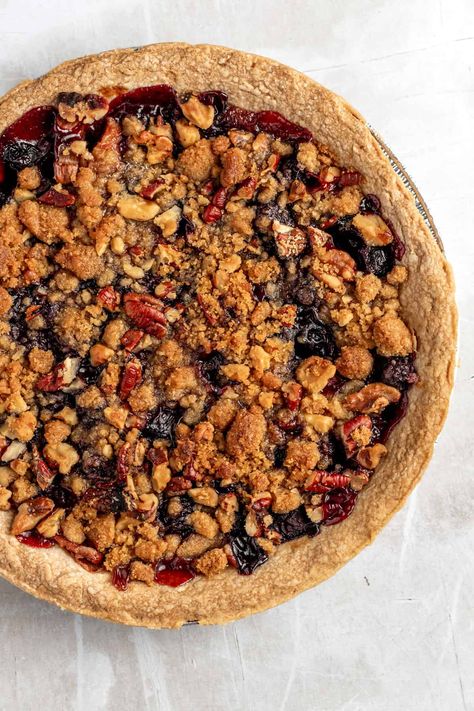 Blueberry Pie With Streusel Topping, Apple Blueberry Pie Recipes, Apple Blueberry Dessert, Blueberry Apple Pie, Apple Berry Pie, Apple Blueberry Pie, Apple Berry Crumble Pie, Apple And Blueberry Pie, Apple Blueberry Cherry Pie Recipe