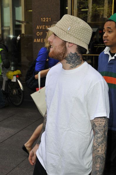 Mac Miller Neck Tattoo, Snowboarding Tattoo, Mac Miller Tattoos, Hip Hop Classics, Eagle Tattoo, Star Struck, Mac Miller, Tattoo Inspirations, Amazing Tattoos