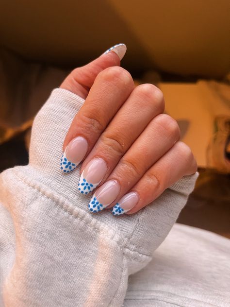 Cute Nail Inspo 2024, Cute Nail Inspired, Costal Granddaughter Nails, Coastal Granddaughter Nails, Ms Nails, Dotty Nails, Coastal Nails, Spring Colors For Nails, Colors For Nails