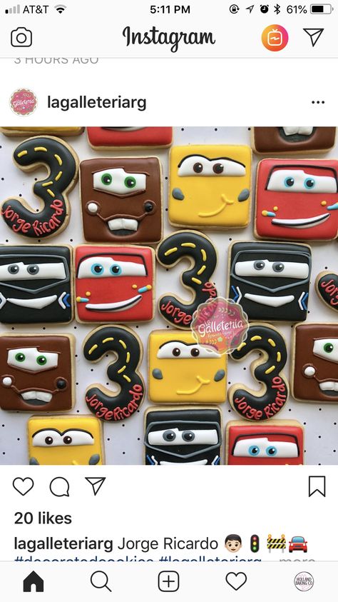 Disney Cars Royal Icing Cookies, Lightning Mcqueen Cookies Decorated, Cars Cookies Disney, Lightning Mcqueen Cookies, Mcqueen Cookies, Cars Cookies, Car Cookies, Disney Cars Birthday, Sugar Cookie Royal Icing