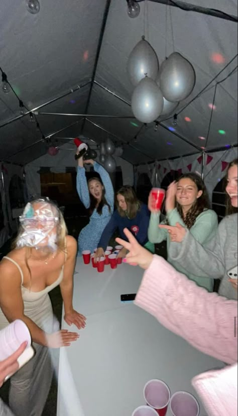 #aesthetic #party #fest #summer #sommar #18 #arton #eighteen #artonårsfest #18th #birthday #födelsedagspresent #födelsedag #kompis #vänner #sweden #sverige #dans #dance #music #musik 18th House Party Ideas, 18th Birthday Party Aesthetic, 18th Aesthetic, Aesthetic 18th Birthday, Party Essentials List, Birthday Party 17, 18th Birthday Aesthetic, 19th Birthday Party, 18th Party Ideas