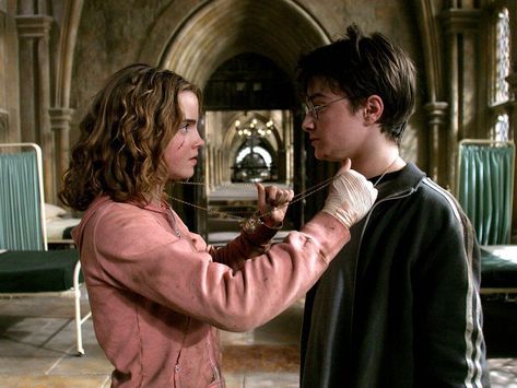 Ron Hermione, Harry And Hermione, Harry Potter Hermione Granger, Harry Potter Ron, The Prisoner Of Azkaban, Ron And Hermione, Prisoner Of Azkaban, Harry James Potter, Harry Potter Hermione