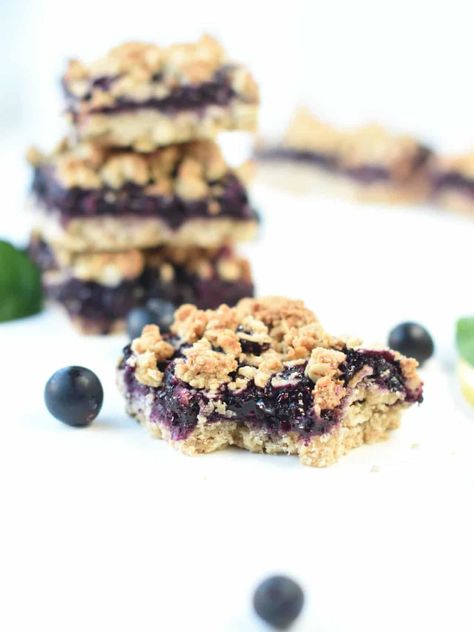 Healthy Oatmeal Bars, Blueberry Chia Seed Jam, Blueberry Breakfast Bars, Crunchy Oatmeal, Blueberry Oat Bars, Conscious Plant Kitchen, Oatmeal Bars Healthy, Oatmeal Crumble, Blueberry Bars