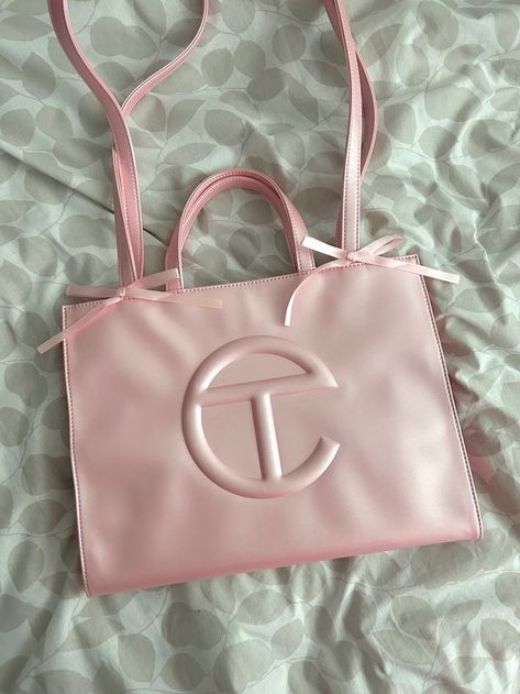 Ballerina Pink Telfar, Ballerina Telfar Bag, Tel Far Bag, Pink Dior Bag, Telfar Medium Bag, Pink Telfar, Telfar Bag, Luxe Handbags, Uni Bag