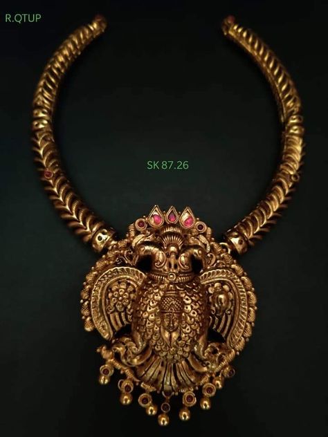 Antique Necklaces Design, Antique Gold Jewelry Indian, Antique Jewellery Designs, Handmade Gold Jewellery, Gold Necklace Indian Bridal Jewelry, Jewelry Set Design, Antique Bridal Jewelry, Gold Jewelry Stores, Antique Jewelry Indian