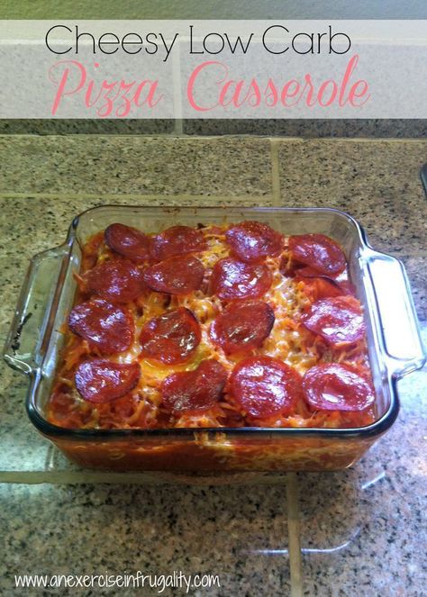 Low Carb Pizza Casserole, Low Carb Casseroles, Low Carb Snack, Pizza Casserole, Pizza Margherita, Thm Recipes, Low Carb Pizza, Low Carb Eating, Poutine