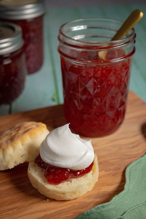 Sour Cherry Jam Sour Cherry Jam Recipe, Cherry Jam Recipe, Sour Cherry Recipes, Homemade Oatmeal Cookies, Sour Cherry Jam, Cherry Jam Recipes, Cherry Jam, Jam And Jelly, Cherry Recipes