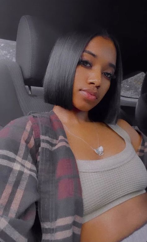 Bob Haircuts For Women Black Hair, Silk Press Bob Natural Hair, Hairstyles Quick And Easy, Haircuts For Summer, Natural Hair Bob, Haircut Tips, Hairstyles Quick, Easy Short Haircuts, Bob Black