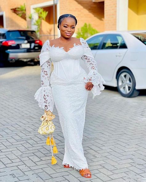 Bridesmaid Dresses African, White Lace Styles, Lace Styles For Ladies, Lace Dress Styles Ghana, Lace Dress Styles Nigerian, Lace Dress African, Corset Lace Dress, White Lace Outfit, Corded Lace Dress