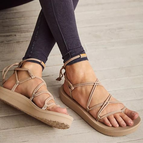 Teva Bridgerton Vibes, Look Here, Toe Rings, Platform Sandals, Free People, Sandals, My Style, Quick Saves, Clothes