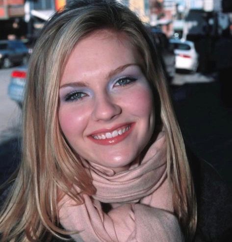 Kirsten Dunst No Make Up Make Up Look, Beatiful People, 90s Makeup, Earth Angels, I Love Cinema, Sundance Film Festival, Sundance Film, Sofia Coppola, Kirsten Dunst