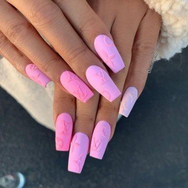 20+ Gorgeous summer nails ideas for 2020 - YOUR GIRL KNOWS Louis Vuitton Nails, Gucci Nails, Bright Summer Nails, Hot Pink Nails, Lines On Nails, Vacation Nails, Clear Nails, Fire Nails, Funky Nails