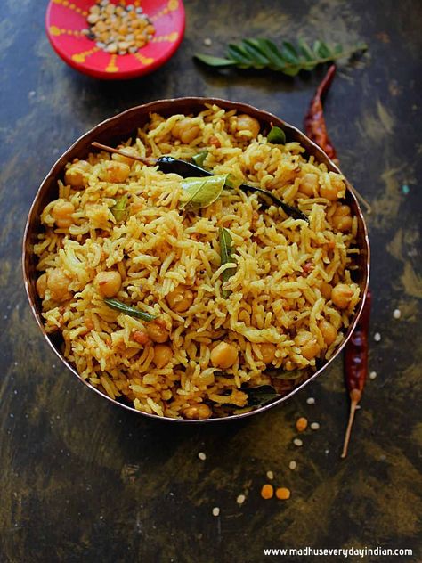 Pulihora | Andhra Tamarind Rice (Chintapandu Pulihora) | Madhu's Everyday Indian Pulihora Recipe, Tamarind Rice, Vegan Recepies, Tiffin Recipe, Indian Rice, Recipes Snacks, Rice Dish, Quick Recipes Snacks, Indian Restaurant