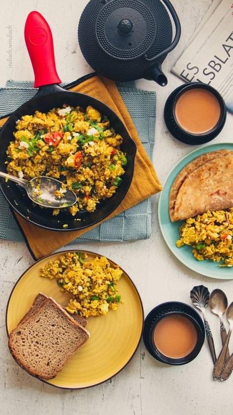 Simple Everyday Egg Bhurji (Khagina- Indian Style Scrambled Eggs) Egg Bhurji, Pizza Buffet, Red Chili Powder, Chapati, Vegetarian Cheese, Scrambled Eggs, Indian Style, Everyday Food, Egg Recipes