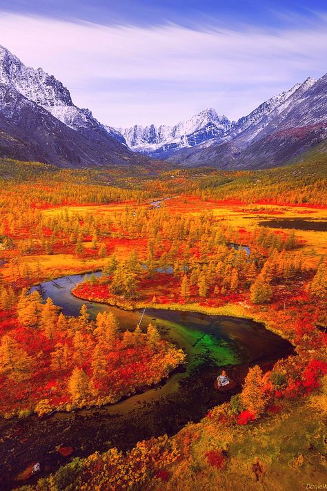 Russia, Kolyma. Russia alsove the most beautiful autumn colors in the world. Clean, turquoise rivers, fish-filled lakes and high snow mountains. Photography Project by Daniel Kordan. //travel //travelaesthetic //travelphotography //travelwallpaper //travelessential #Russia #bucketlist #dream #naturephotography Russia Landscape, Country Photography, Snow Mountains, Beautiful Scenery Photography, Breathtaking Photography, Mountains Photography, Exotic Places, Beautiful Places On Earth, Autumn Scenery