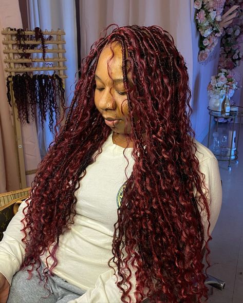 This burgundy is everything 😍😍 literally the most underrated color I love it so much 🔥 Book•Boho Locs (#530) ⭐️ hair and included with all styles Have you secured your October spot ? (Link in my bio for pricing & availability💗) #northhoustonhairstylist #houstonhairstylist #houstonknotlessbraids #protectivestyles #reels #braids #locs #locstyles #boholocs #crochetlocs #naturalhair #braidstyles #htx #houstonhair #houstonlocs #locstylesforwomen #dallashairstylist #fyp #trending #burgundy #... Burgundy Soft Locs With Curls, Burgundy Goddess Locs, Boho Braids Burgundy, Burgundy Boho Locs, 530 Braids, Burgundy Boho Braids, Burgundy Soft Locs, Burgundy Faux Locs, Burgundy Braids