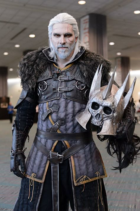 Gerald, Photo by Daniel Boczarski Geralt Of Rivia Cosplay, Witcher Cosplay, Anime Superhero, Event Games, Costumes Wigs, Game Cosplay, Video Game Cosplay, The Best Movies, Awesome Cosplay