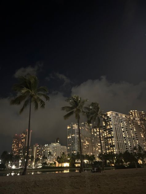 Hawaii Oahu Honolulu night life beach palm trees Palm Tree City Night Aesthetic, Hawaii Dark Aesthetic, Aesthetic Night Landscape, Aesthetic City Lights, Night City Aesthetic, Night Time Aesthetic, Landscape Night, Time Aesthetic, Vision 2024