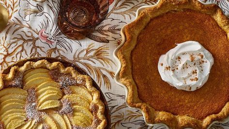 Pumpkin Chess Pie Pie For Thanksgiving, Chess Pie Recipe, Chess Pie, Thanksgiving Pies, Butter Pie, Whoopie Pies, Pumpkin Pie Recipes, Quick Easy Dinner, Pie Dough