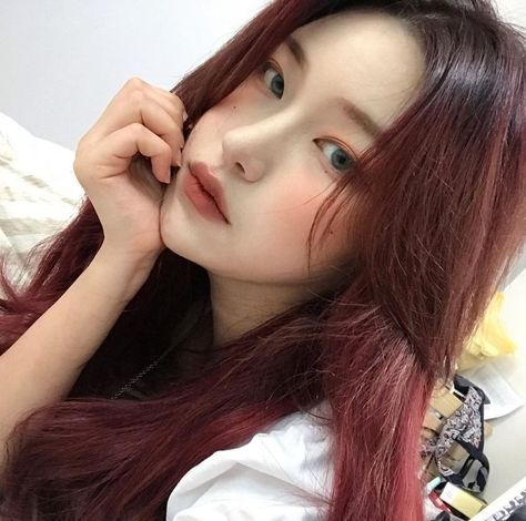 SAVE=Follow for update everyday. Also check my sosmed for more content/idea. #hairstyle #koreanhairstyle #hair Red Hair Korean, Asian Red Hair, Hairstyle Japanese, Burgundy Makeup Look, Red Hair Makeup, Red Hair Trends, Cherry Red Hair, Korean Hair Color, Red Hair Inspo