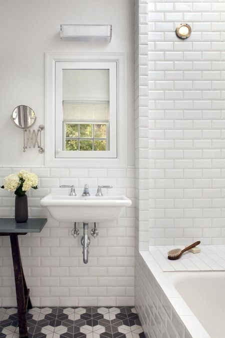 bathroom White Beveled Subway Tile, Black And White Tile, Beveled Subway Tile, Subway Tiles Bathroom, Bad Inspiration, White Subway Tile, Bad Design, Tile Flooring, Metroid