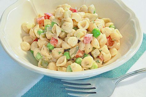 Seashells by the Seashore Pasta Salad Seashell Pasta Salad, Shell Pasta Salad, Seashell Pasta, Pasta Salad Vegan, Pasta Salad For Kids, Shell Pasta, Healthy Pasta Salad, Vegan Recipes Beginner, Vegan Salads