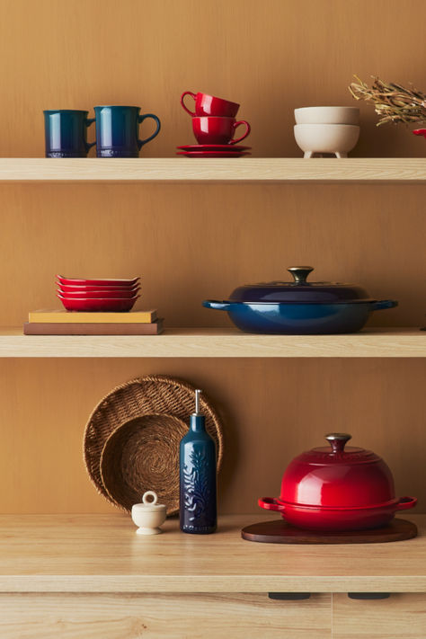 Le Creuset Red, Le Creuset Blue, Le Crueset, Apartment Shopping, Kitchen Needs, Color Pairing, Red Colour, Le Creuset, Color Combination