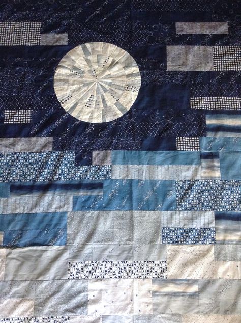 16 Art Quilt Patterns | Get inspired with our list of gorgeous and detailed art quilt patterns! Galaxy Quilts, Moon Quilt Pattern, Moon Quilt, Moon Projects, Dresden Quilt, Heavenly Bodies, Jelly Roll Quilt Patterns, String Art Patterns, Beginner Quilt Patterns