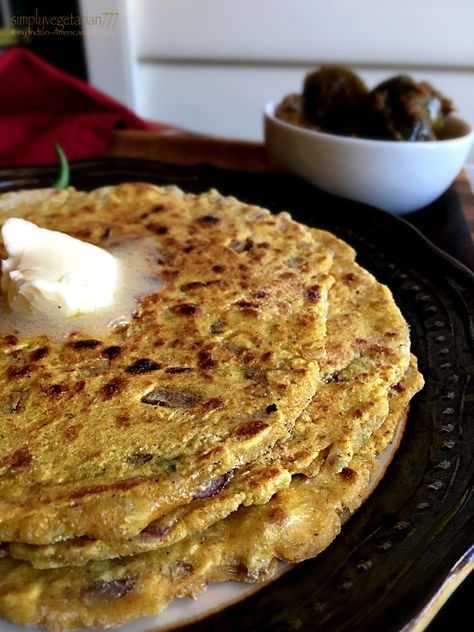 Indian Breads, Indian Flatbread, Healthy Indian Recipes, Indian Bread, Chickpea Flour, Indian Weddings, Meatless Monday, Indian Cooking, Flatbread