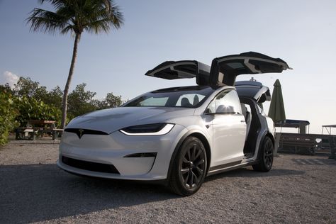 2022 Tesla Model X PLAID for sale. Autopilot. Pearl white. White Interior. 7,380-miles. $88,000. Miami. Tesla Model X White, Tesla Model X Plaid, Plaid Aesthetic, Tesla X, Car Comfort, Tesla Model X, Image Model, Tesla Model, White Interior