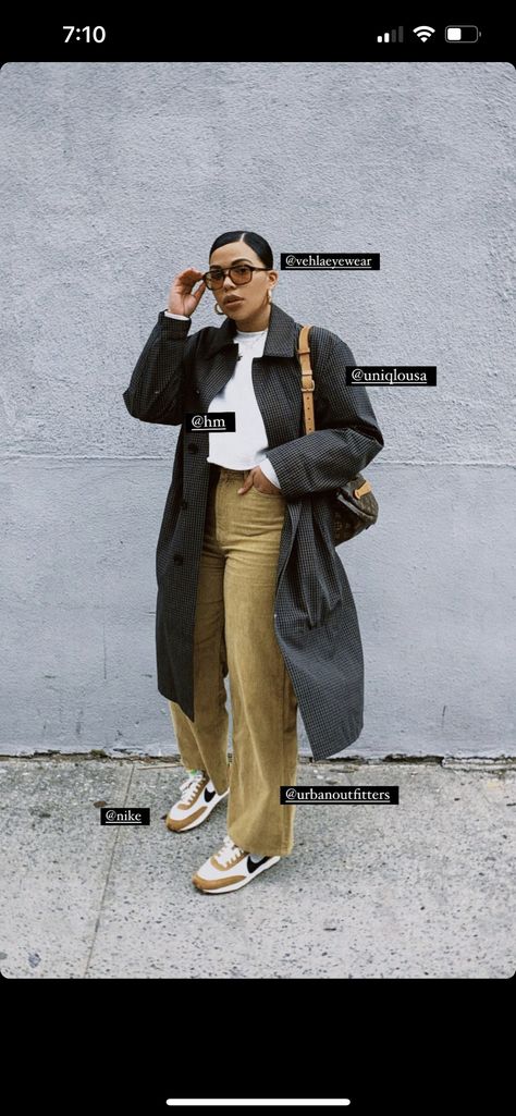 Elevated Fall Outfits 2023, Katie Torwalt Style, Street Work Outfit, Black Teacher Outfits With Sneakers, Spring Outfits 2023 Dressy Casual, Pre Fall Outfits 2023, Fun Business Attire, Dressy Casual Outfits With Sneakers, Business Streetwear Women