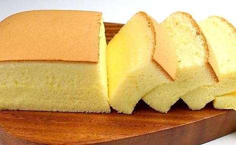 Castella Cake Recipe, Yellow Butter Cake, Castella Cake, Kek Lapis, Cloud Cake, Torte Cupcake, Japanese Dessert, Cakes Recipes, Simply Recipes