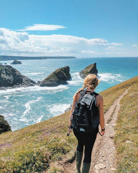 Cornwall Life, Hiking Path, Cornwall Coast, Cornwall Beaches, West Coast Trail, Road Trip Places, South West Coast Path, Cornwall Uk, Oxford England